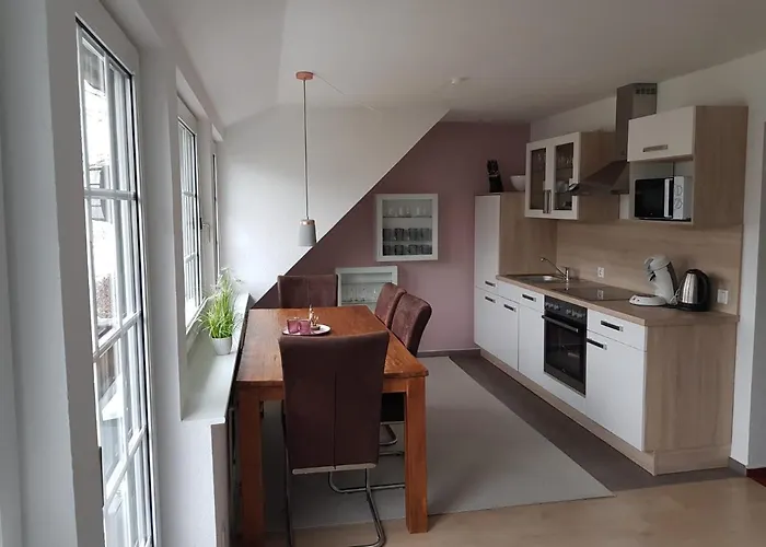 Daire Altastenberger *